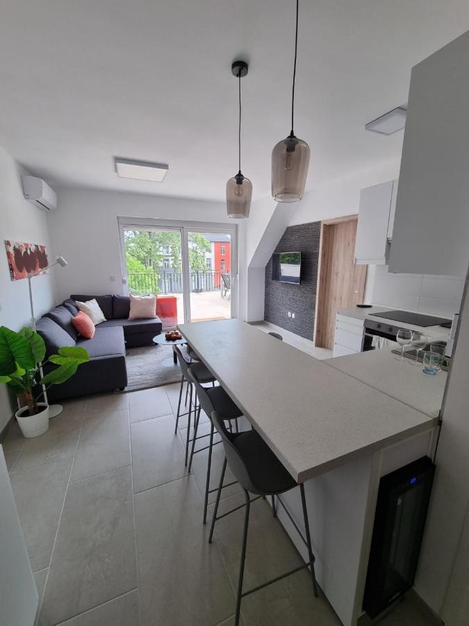Bibi Terasz Apartman Balatonlelle Luaran gambar